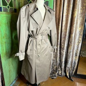 The Essential Trench Coat